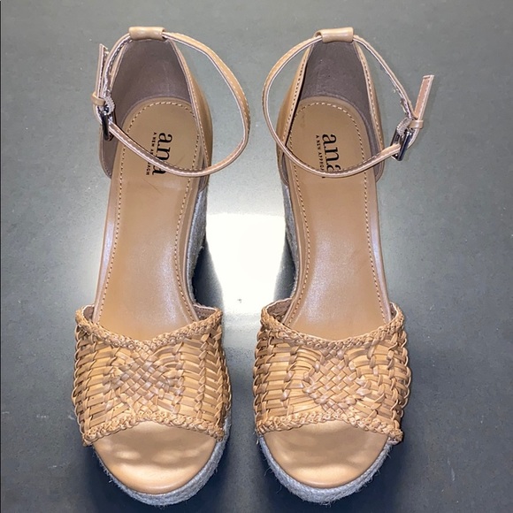 New Woman’s A.N.A. Wedge Sandals in Tan. - Picture 2 of 8